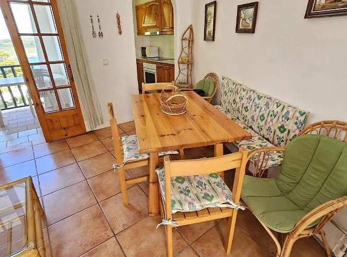 Precioso En Primera Linea De Mar ソン・パルク